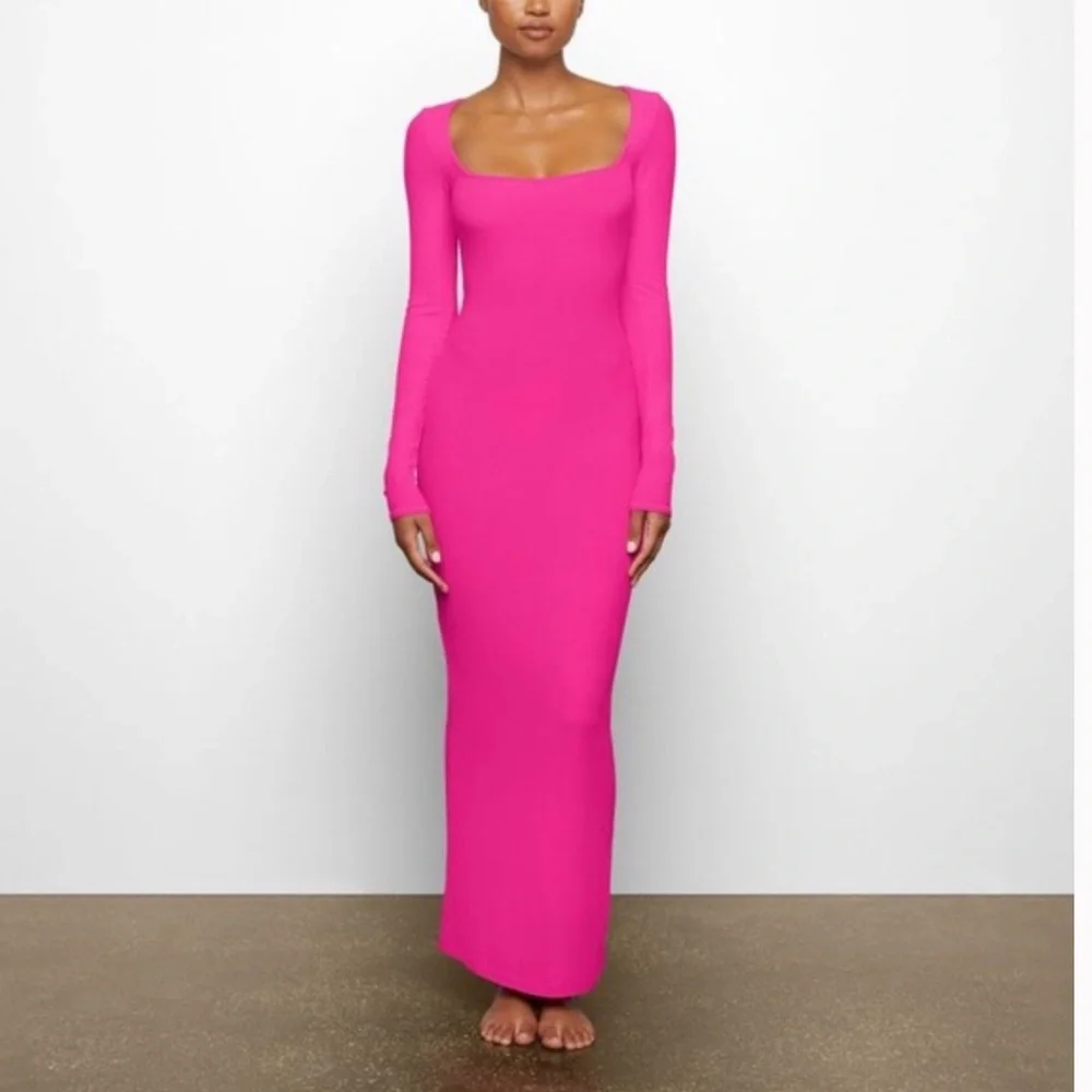 NWT Skims Soft Lounge Long Sleeve Maxi Dress in Hot Pink Size Medium - Picture 1 of 12